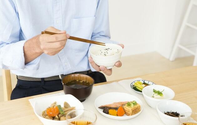 日常健康飲食中，葷素食如何搭配？