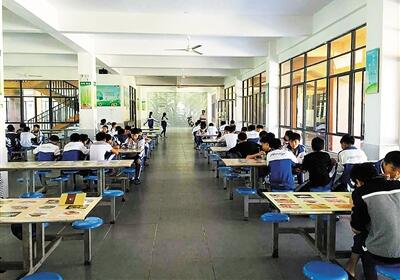 寧?？h知恩中學(xué)首家“5H示范食堂”全新面世